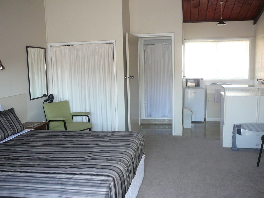 פקטאני Tourist Court Motel מראה חיצוני תמונה