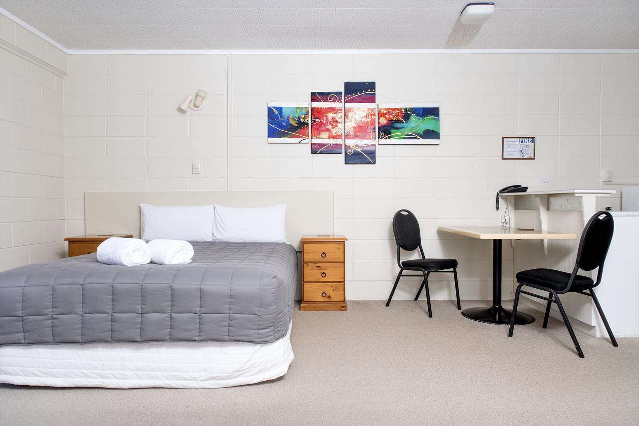 פקטאני Tourist Court Motel מראה חיצוני תמונה