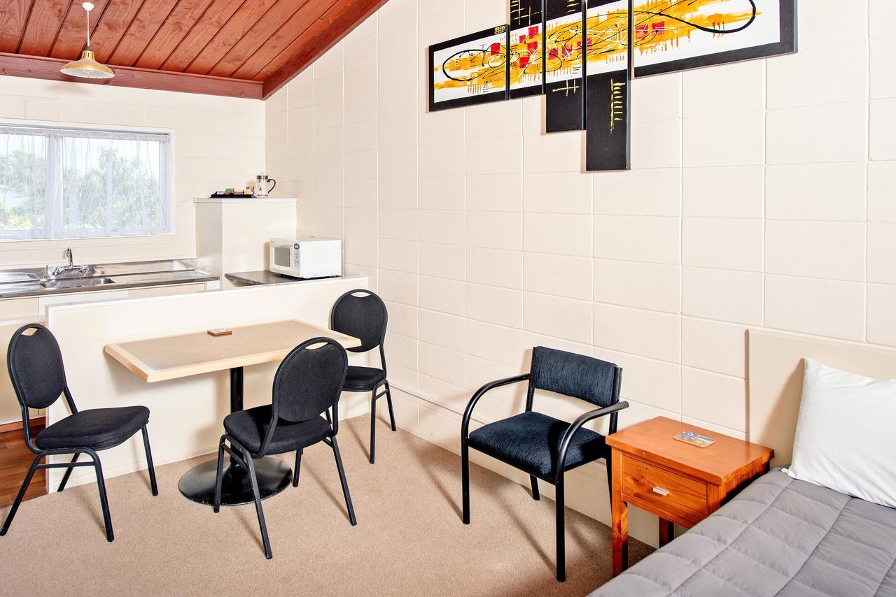 פקטאני Tourist Court Motel מראה חיצוני תמונה