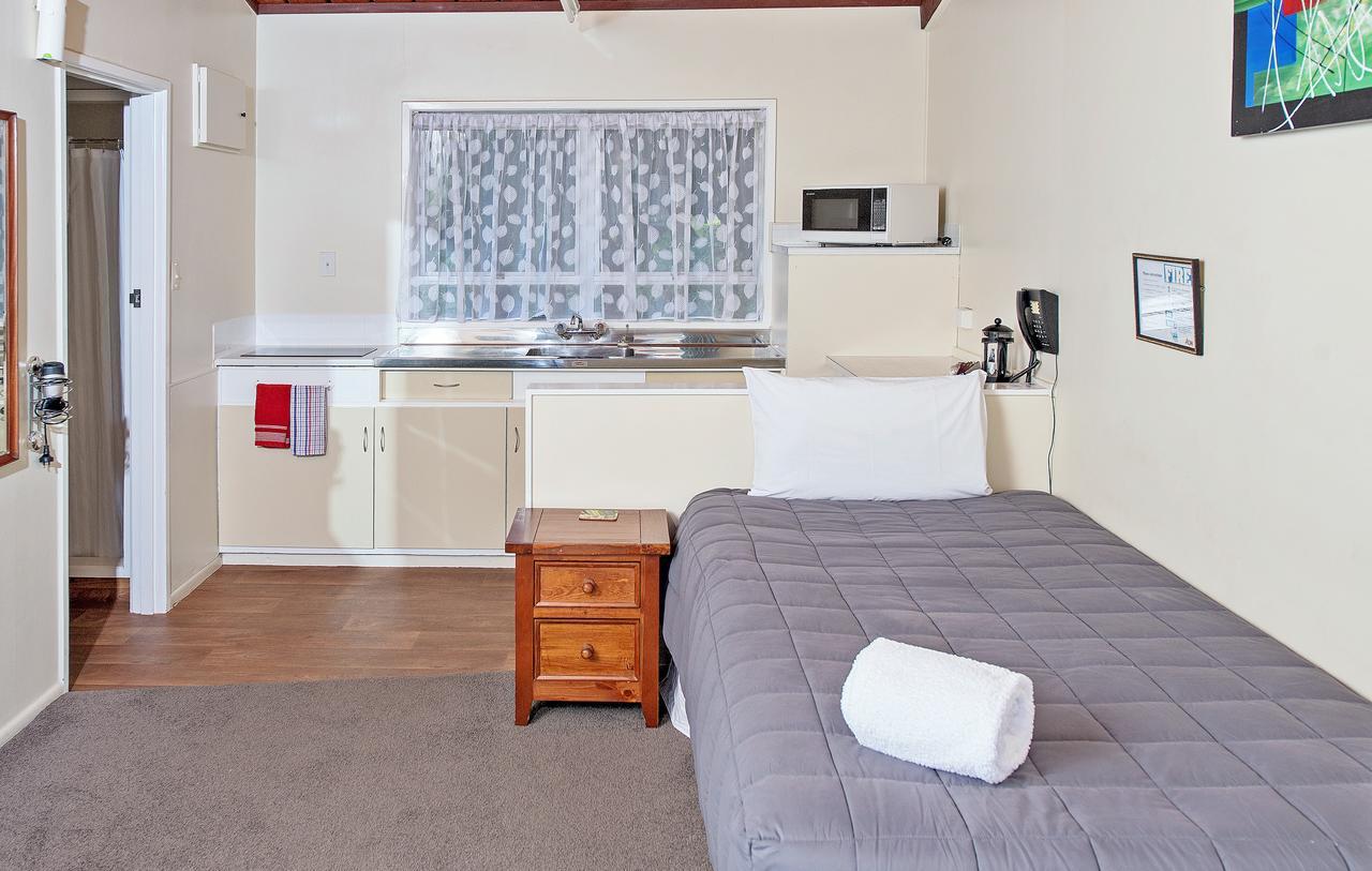 פקטאני Tourist Court Motel מראה חיצוני תמונה