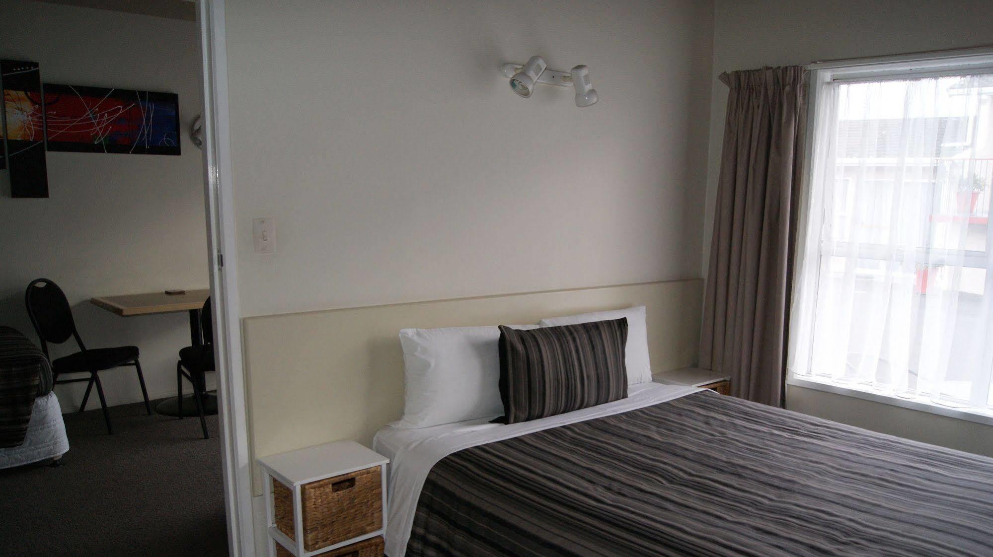 פקטאני Tourist Court Motel מראה חיצוני תמונה